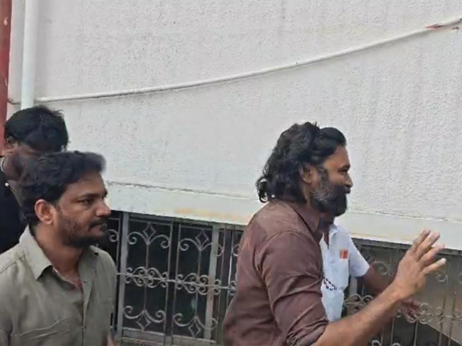 Dhanush makes a surprise appearance at a Chennai theatre to watch Rajinikanth in Jailer 2